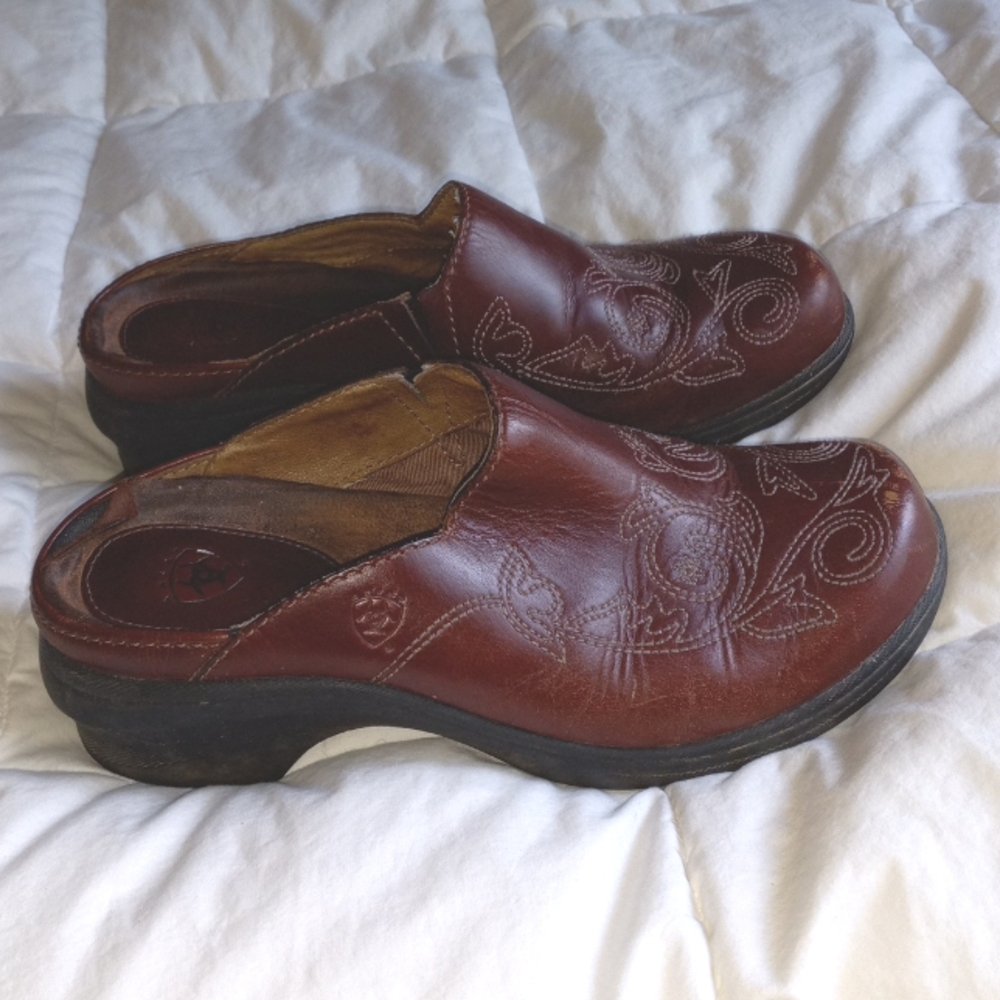 Ariat steel toe low clog mule 7 fit 6.5
